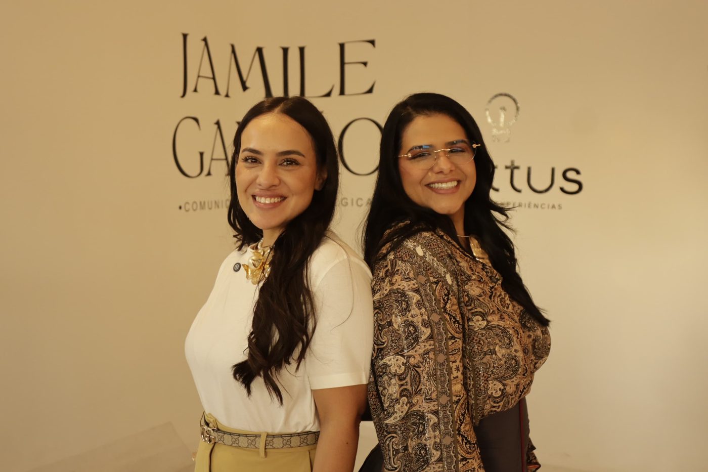 As fundadoras da Nattus juntas no estúdio, Manaus